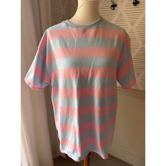 Fantastic Fawn Women’s Small Oversized Blue Pink Stripe Short Sleeve Basic Top - Picture 2 of 6
